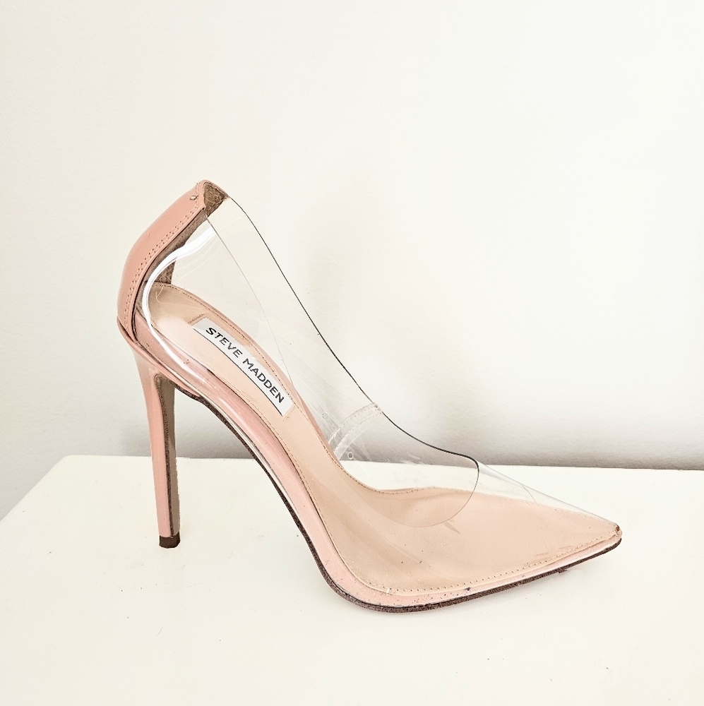 Steve Madden monica Clear and Nude Heels Size 7 glass slippers Cinderella - Picture 1 of 6